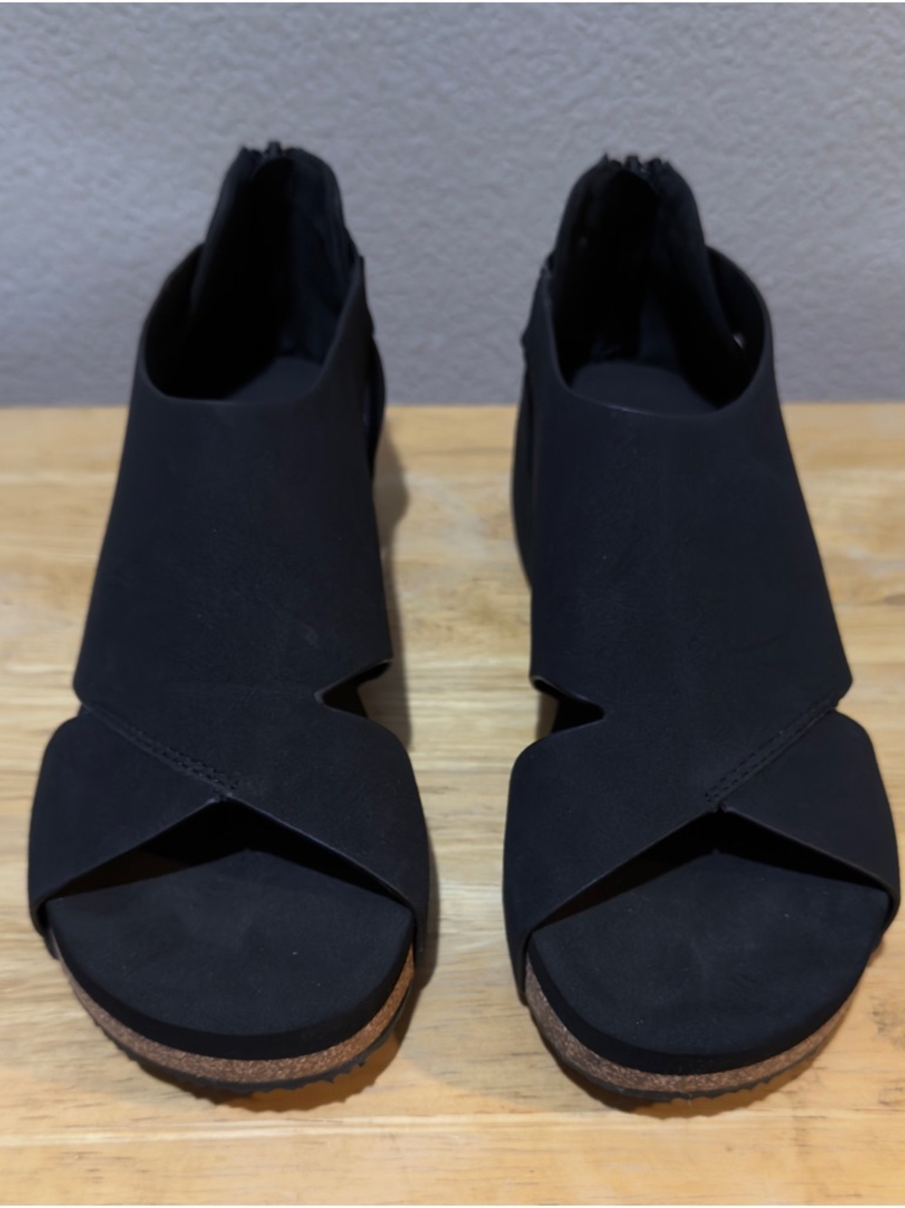 VOLATILE Women's Barstow Ankle Strap Casual Sandals Black Size 7